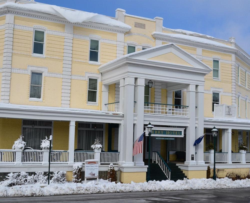 Perry Hotel photo 6