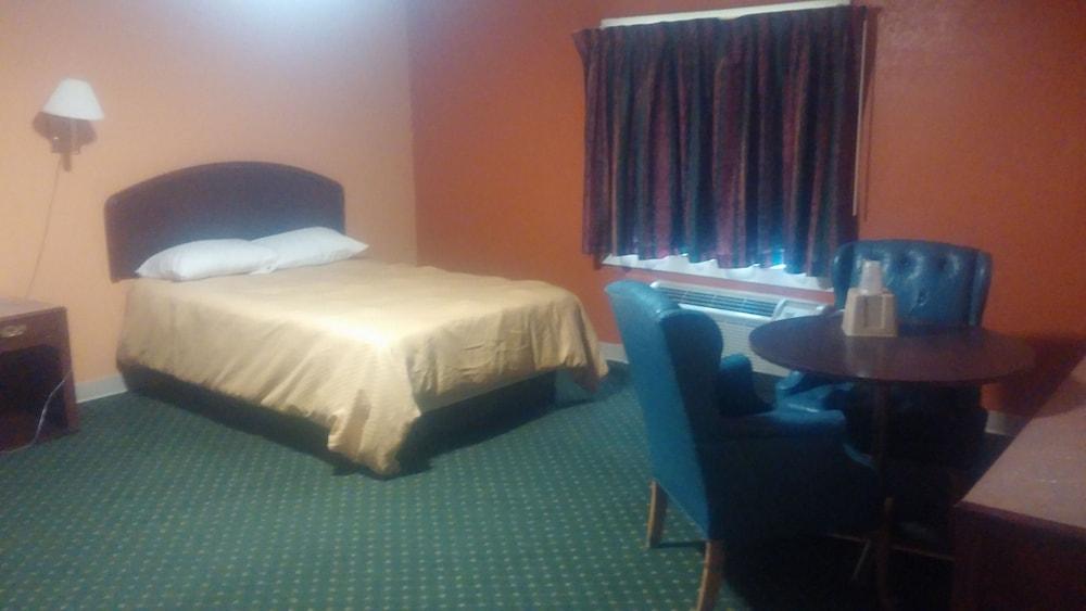 Budget Inn photo 24