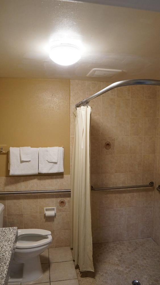 Budget Inn photo 20