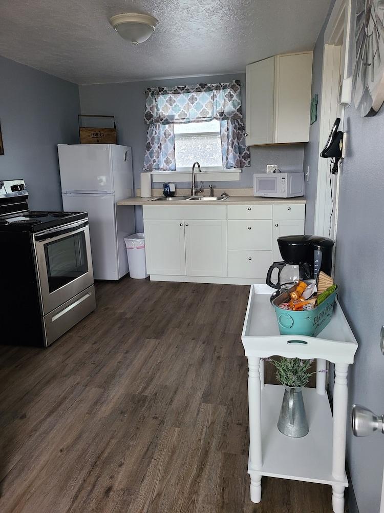 Lamplighter Cabins & Suites photo 41