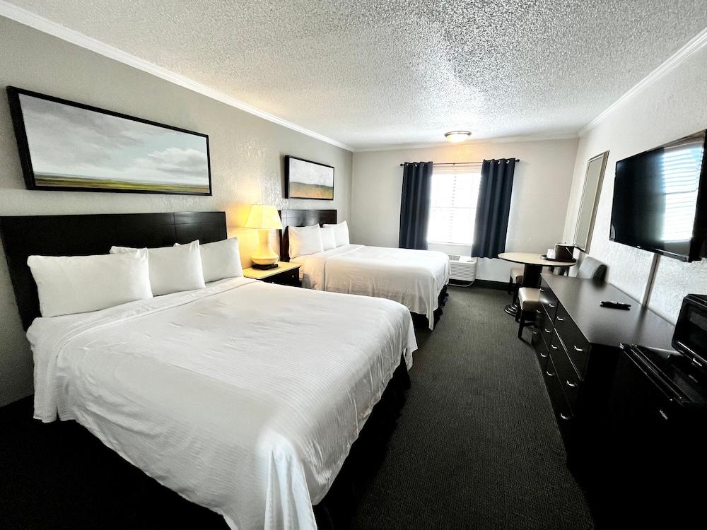 At Home Inn & Suites photo 27
