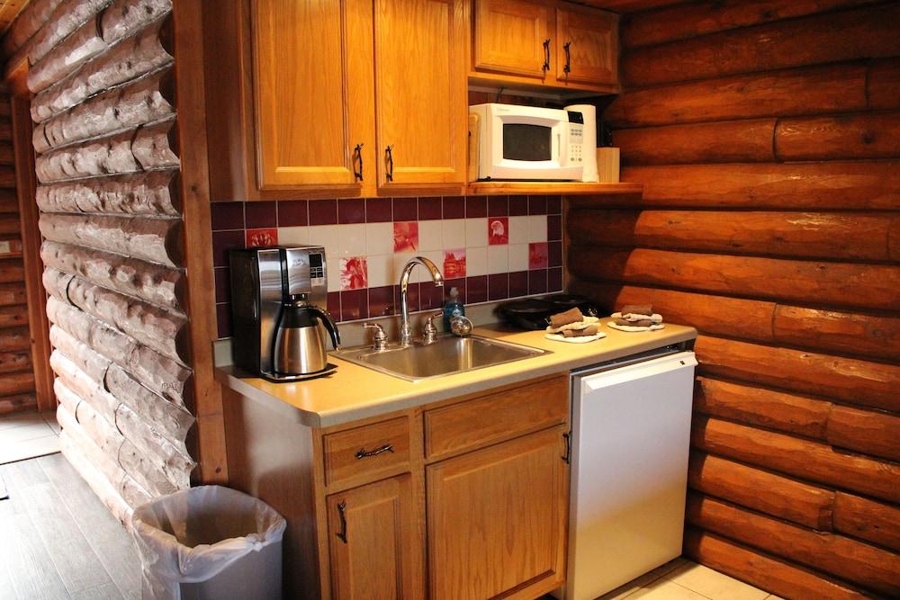 Cedar Lodge and Settlement photo 69