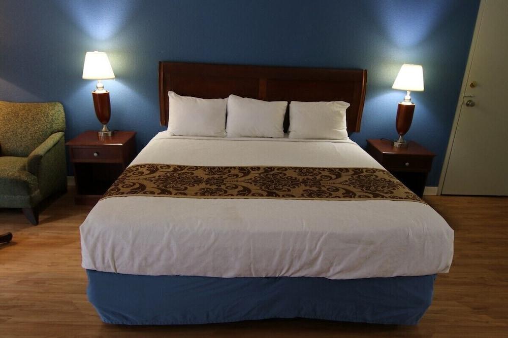 121 Motel photo 11