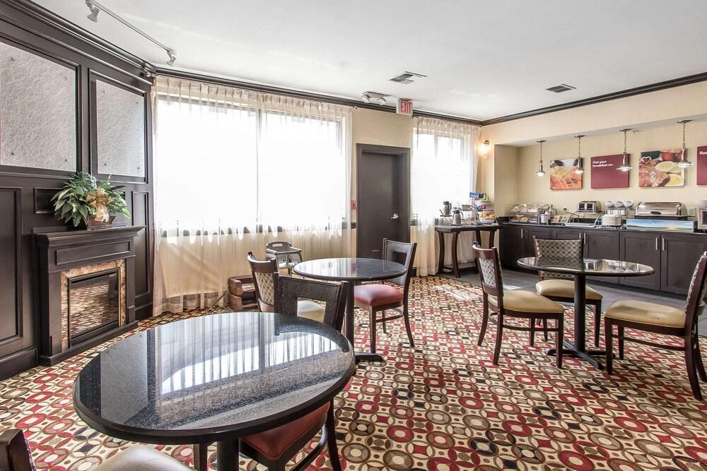 Comfort Suites Lawton Near Fort Sill photo 28