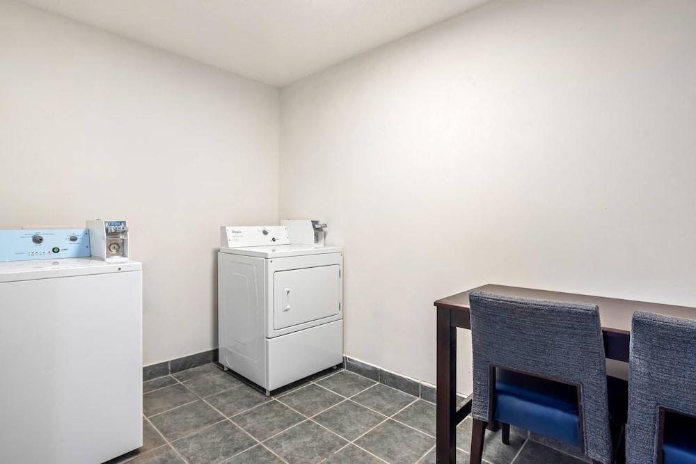 Econo Lodge Jesup photo 26