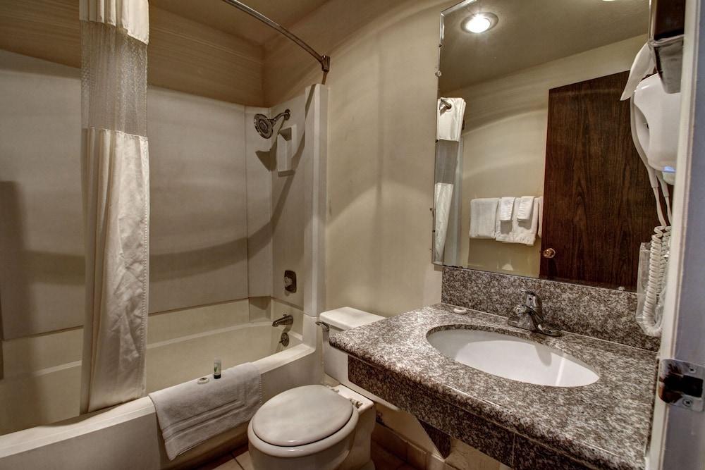 Country Inn photo 14