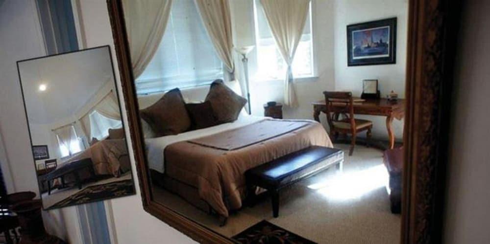 The Columbia Inn at Peralynna Manor photo 3