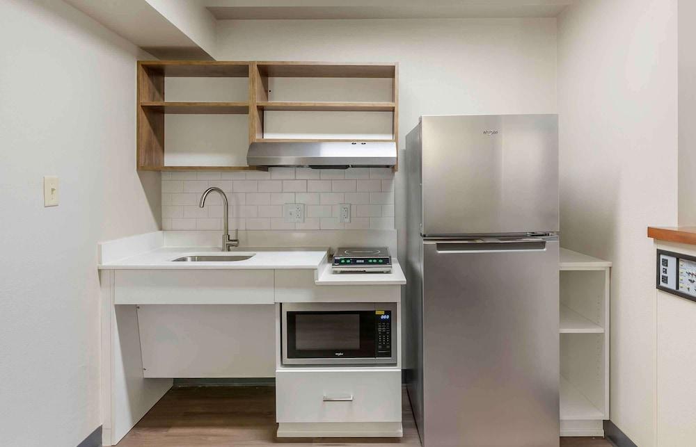 Extended Stay America Premier Suites Pittsburgh Cranberry To photo 8