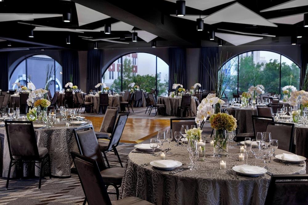 Renaissance Reno Downtown Hotel & Spa photo 13