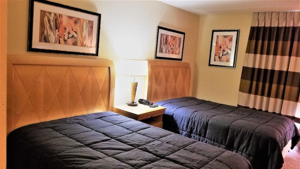 Madison Inn and Suites photo 45