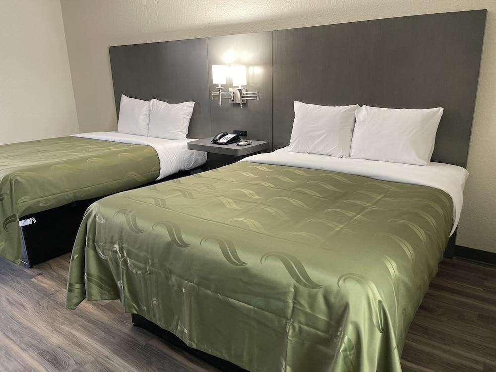 Dreamland Inn photo 15