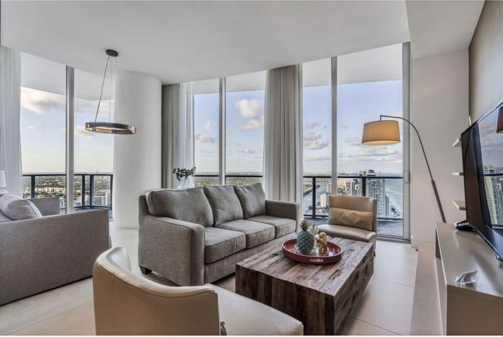 Hyde Resort and Residences, OceanMiami Collection photo 47