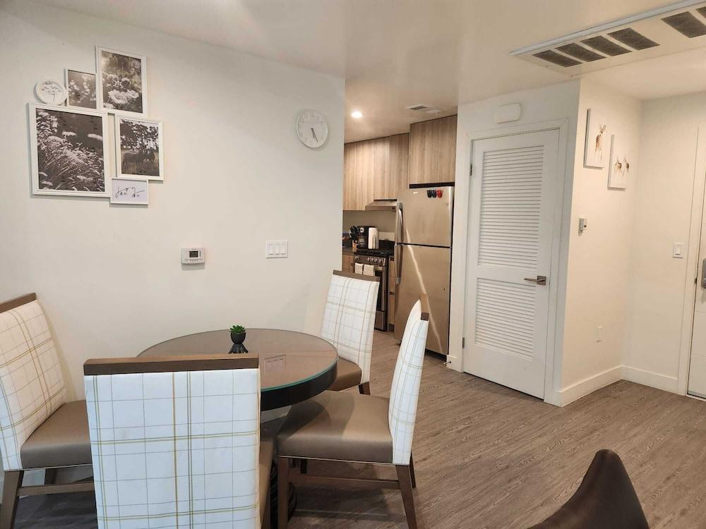Urban Chic Apart-Hotels in Central LA photo 40