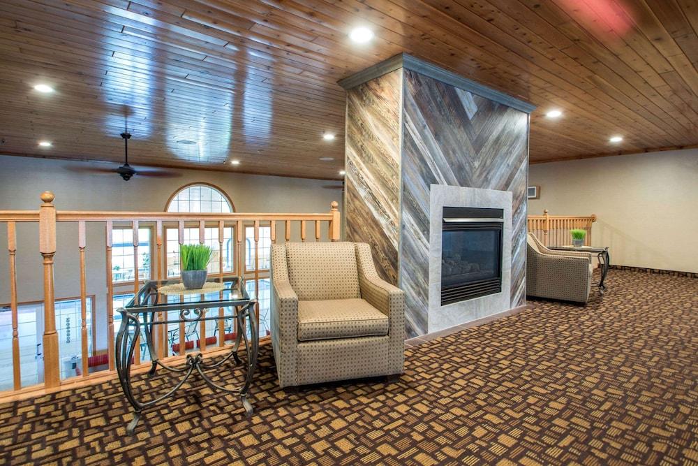Comfort Suites Wisconsin Dells Area photo 4
