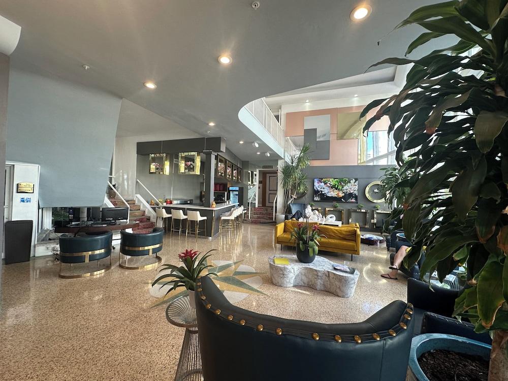 Maxines Dorset Catalina Hotel photo 1