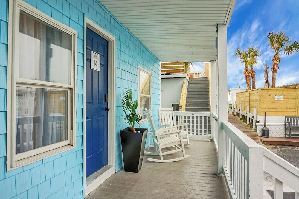 Boardwalk Inn photo 30
