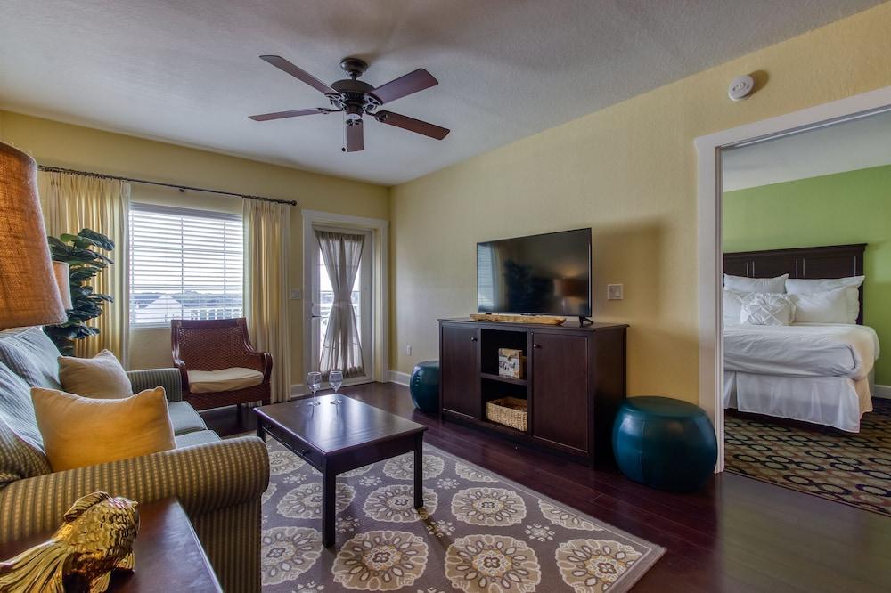Harbourside Resort, a New Hotel Collection Property photo 42