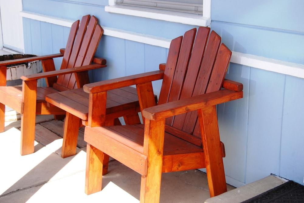 Redwood Motel photo 8