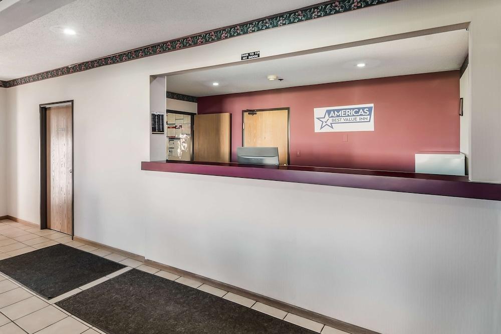 Americas Best Value Inn Wenona photo 5