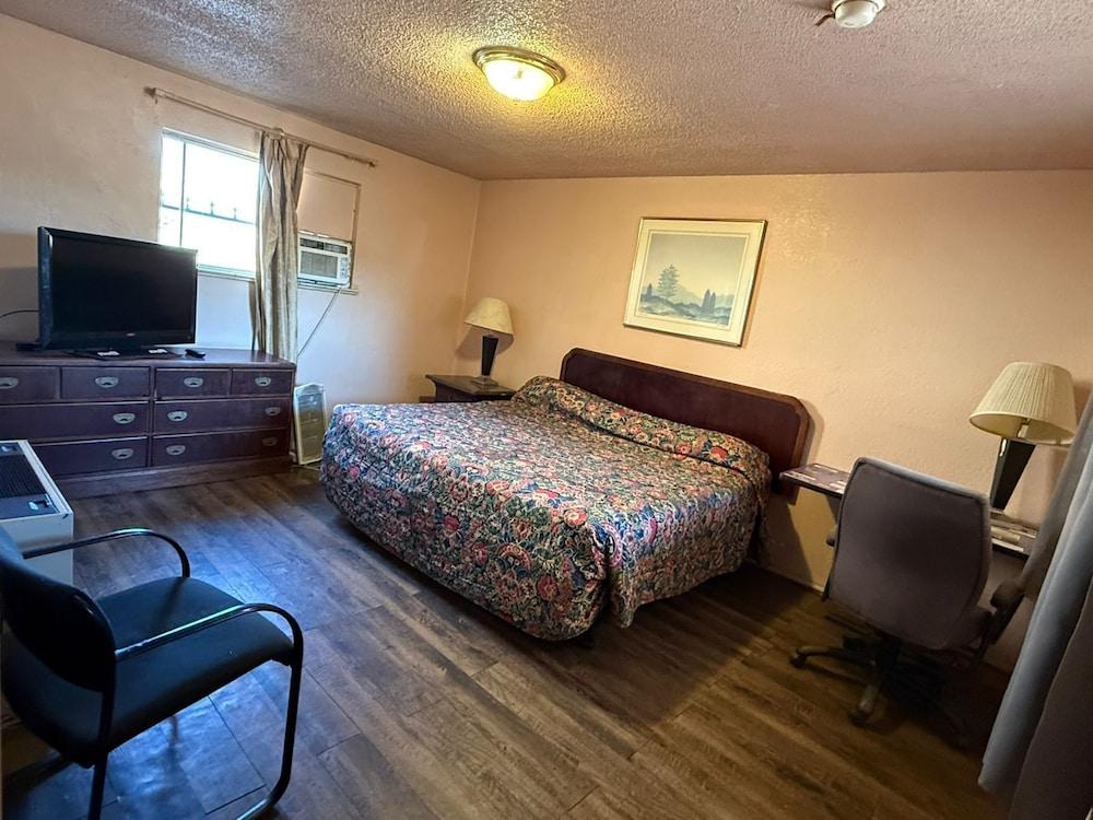 Springs Inn by Capital O I 25 photo 33