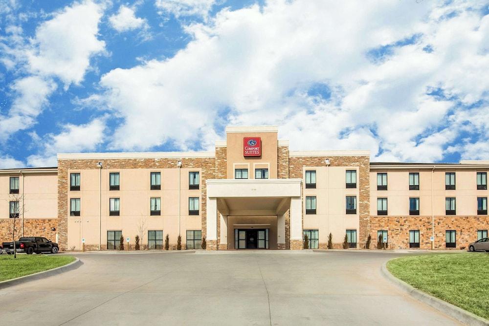 Comfort Suites Dodge City photo 6