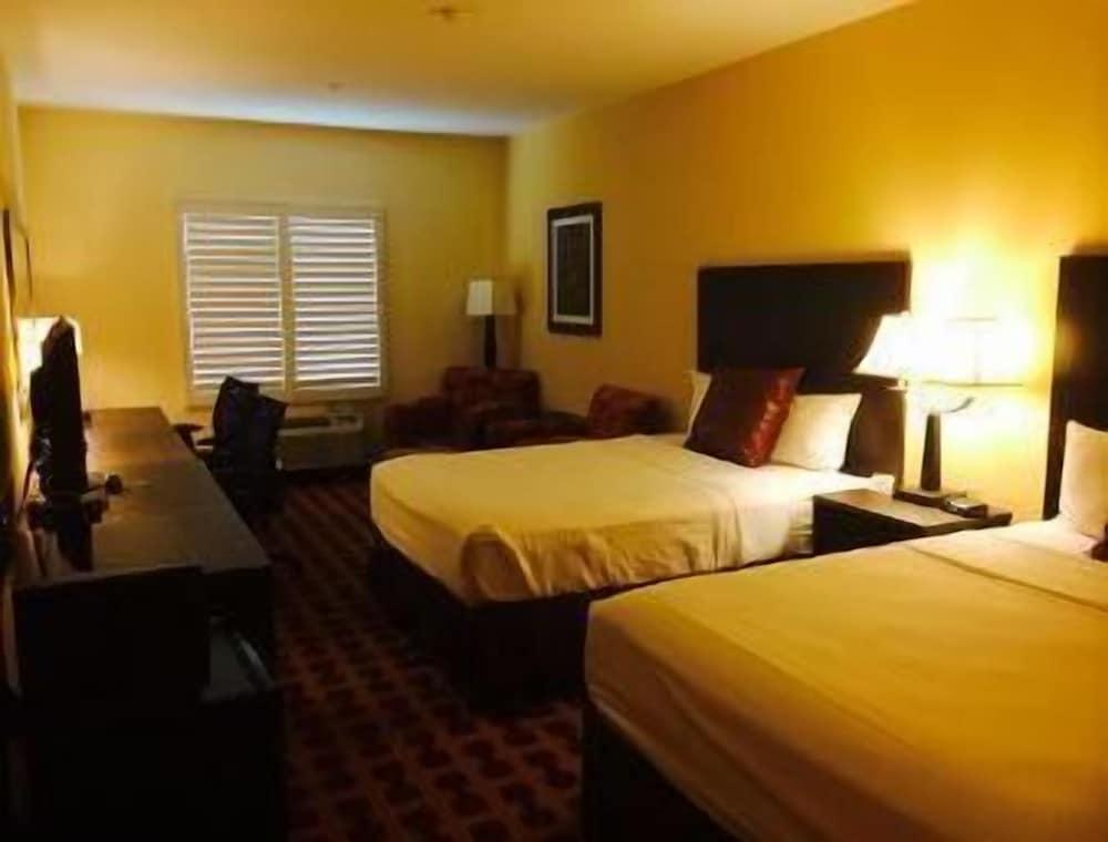 The Sagebrush Hotel photo 2