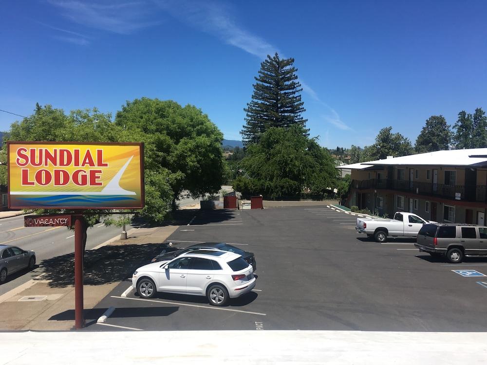Sundial Lodge photo 10