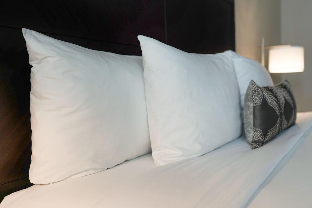 Chase Suites Hotel Brea-Fullerton photo 8