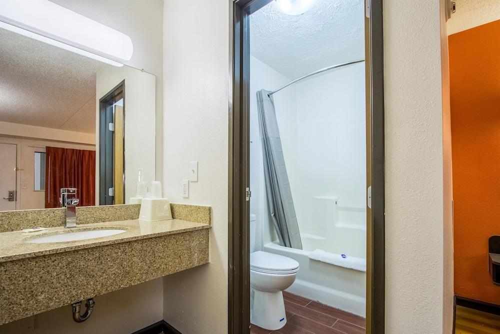 Motel 6 Ashland, OH photo 22