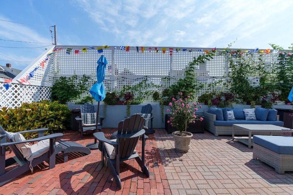 MV Surfside Hotel photo 31