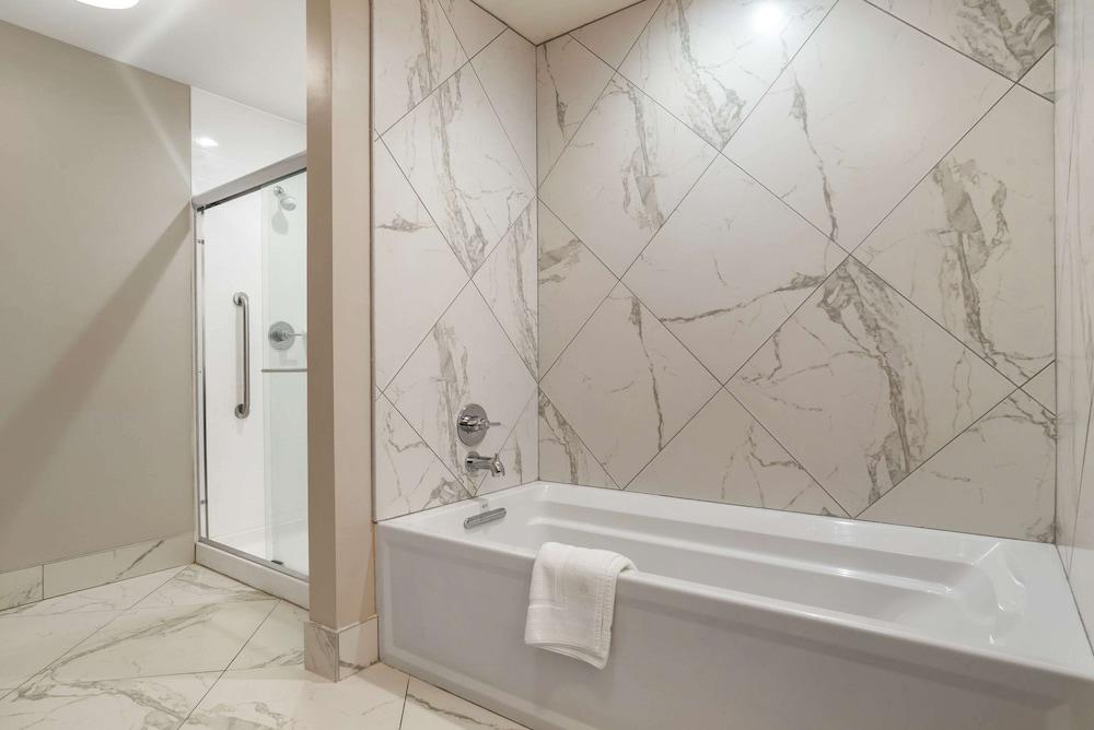 Lyric Hotel West End, an Ascend Collection Hotel photo 24
