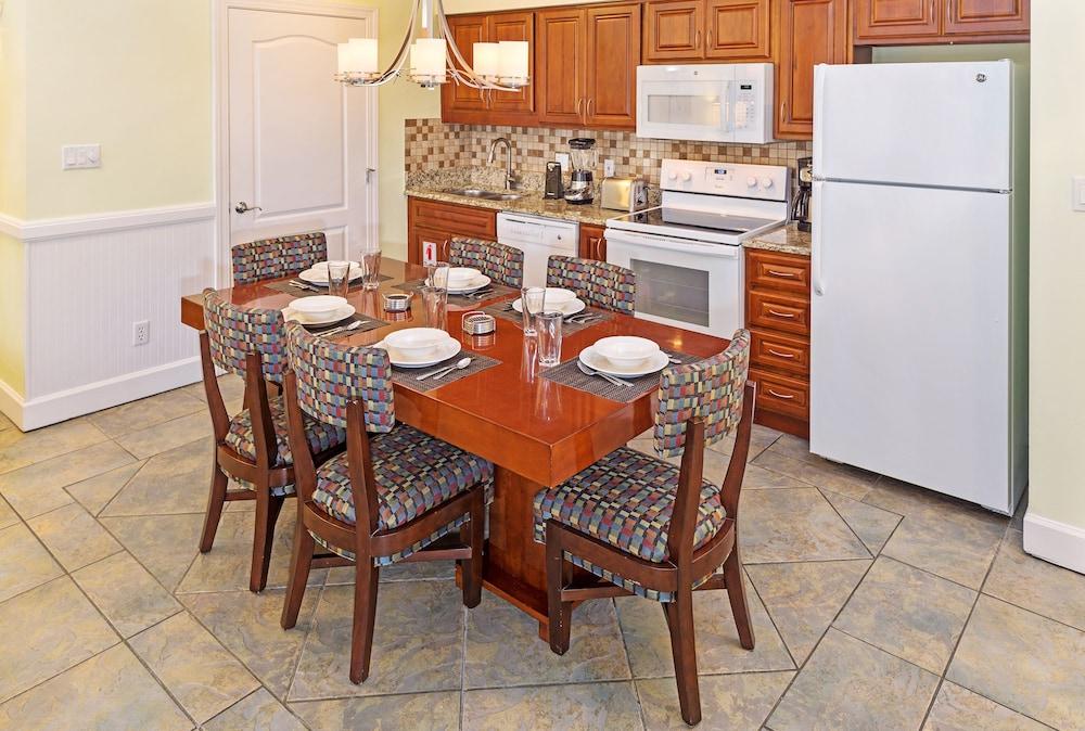 Hilton Vacation Club Grand Beach Orlando photo 19