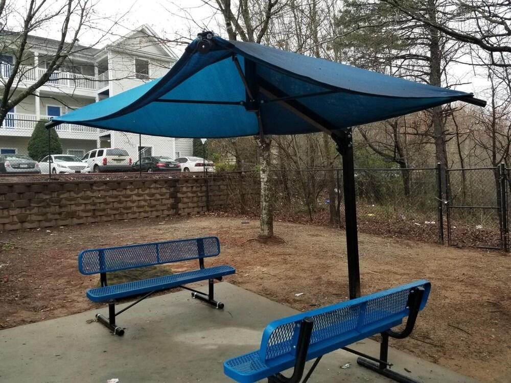 InTown Suites Extended Stay Atlanta GA - Indian Trail photo 14