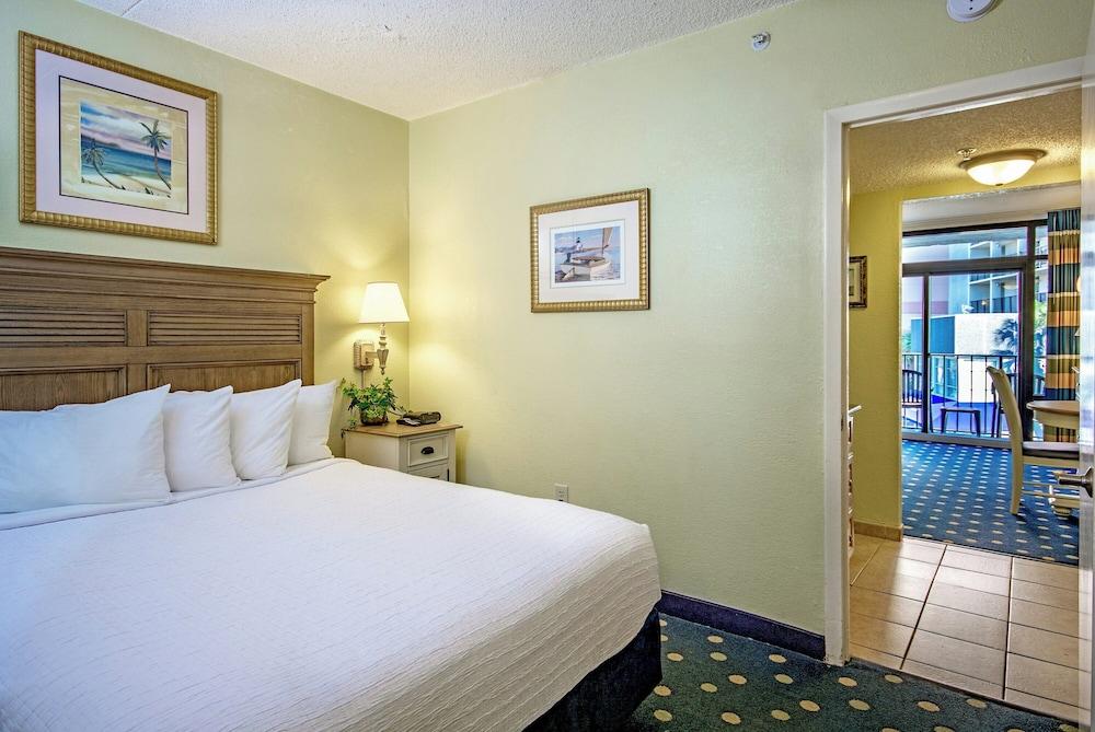 Compass Cove Resort photo 56
