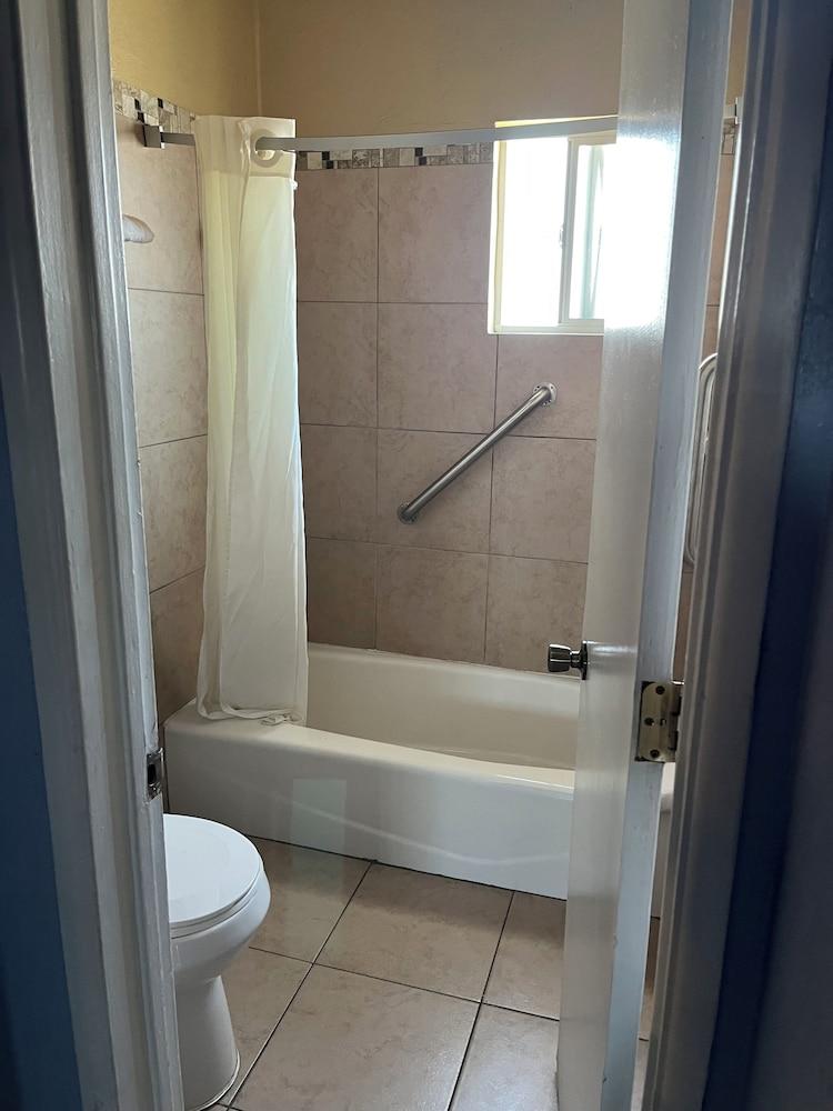 Del Aire Inn LAX photo 5