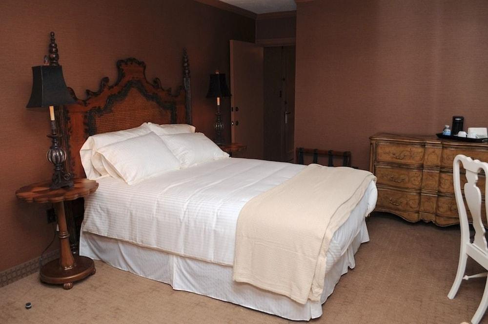 The Beaumont Inn photo 6