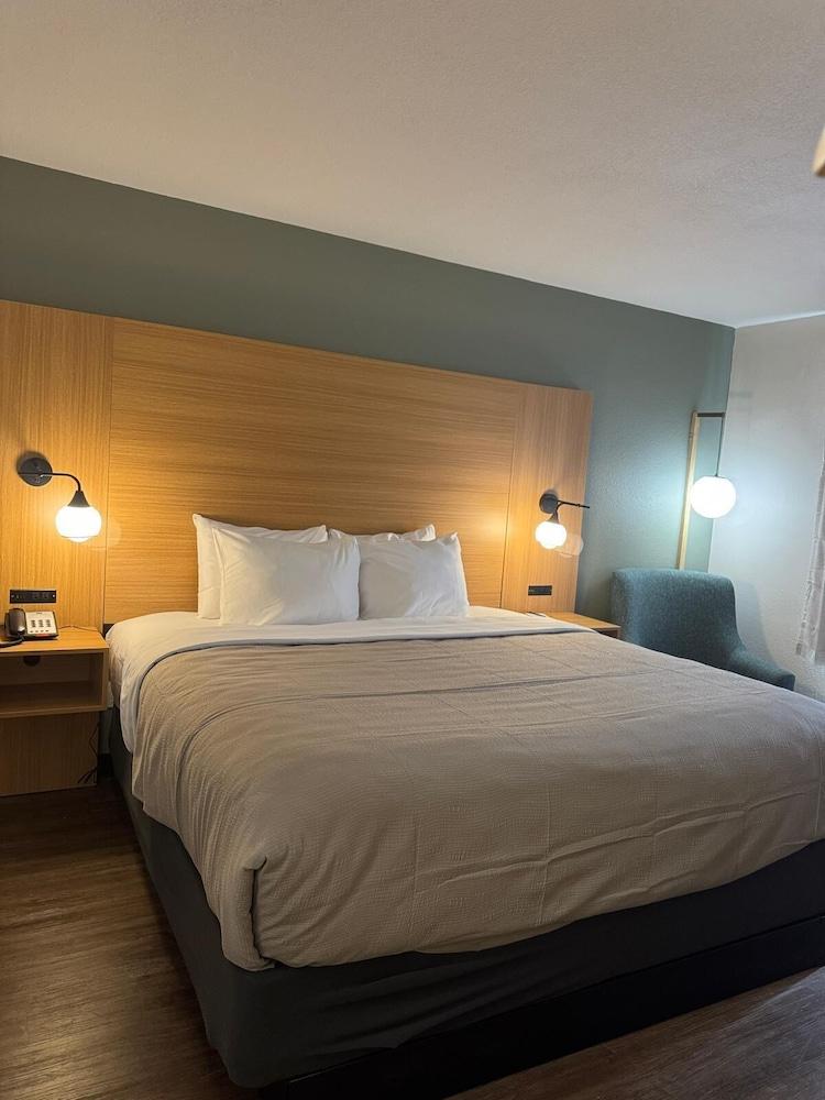 Quality Inn Orlando Near International Drive photo 37