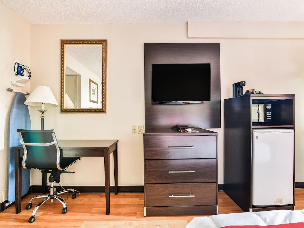 Americas Best Value Inn Amarillo Downtown photo 9
