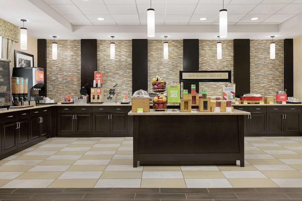 Hampton Inn Washington-Dulles Int'l Airport South photo 23