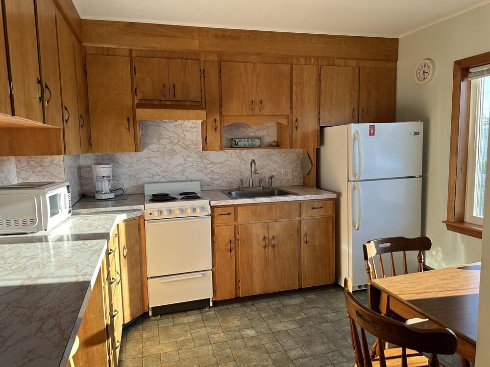 Moontide Motel Cabins & Apartments photo 46