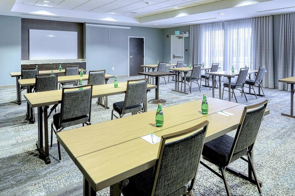 Courtyard by Marriott York photo 27