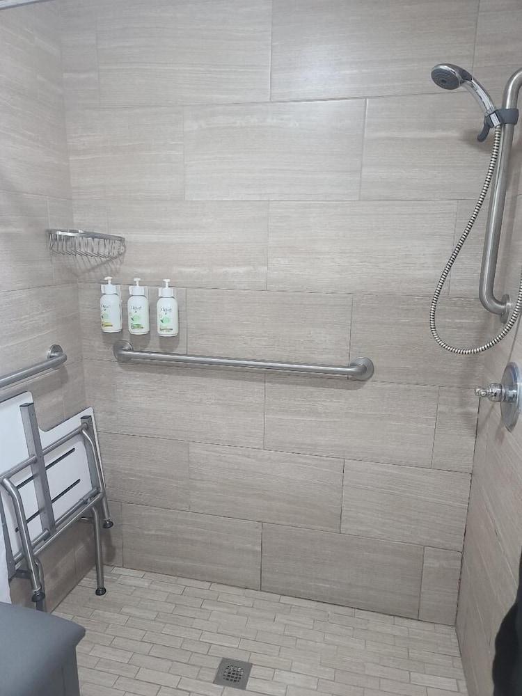 Ocean Reef Suites photo 14