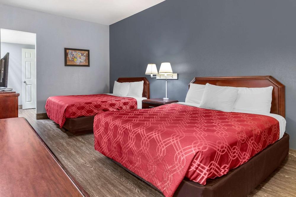 Econo Lodge Junction photo 5