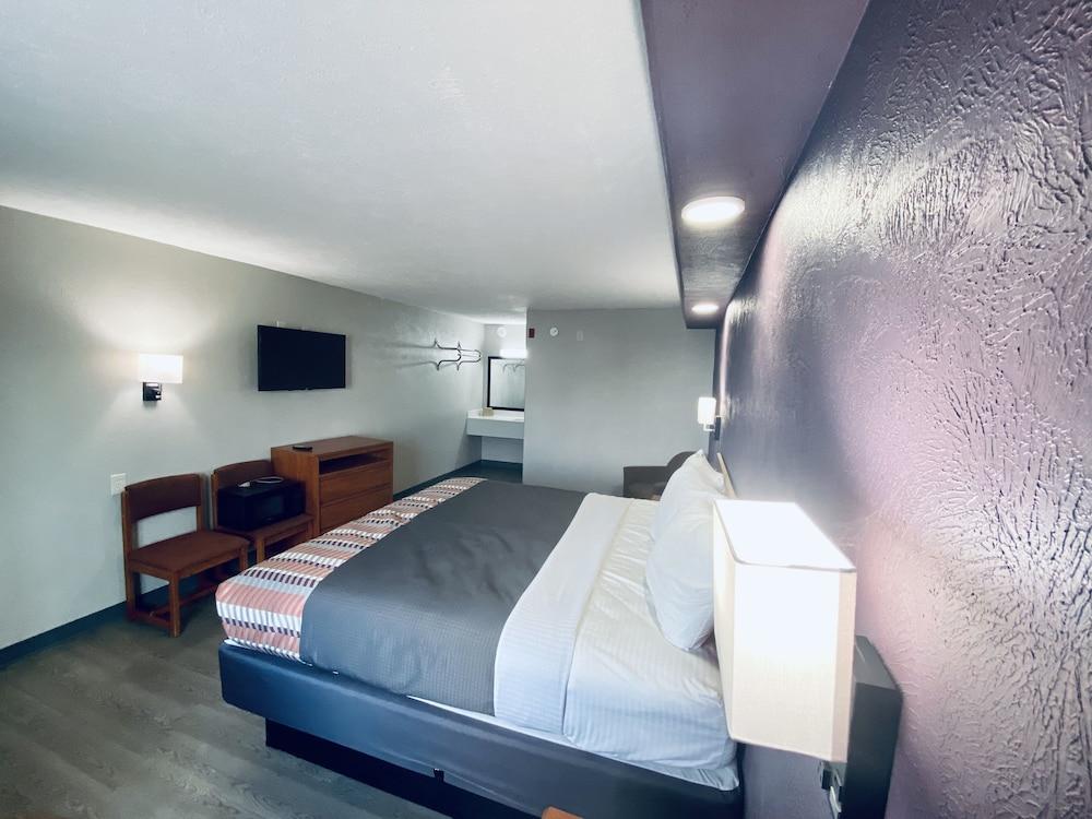 Executive Inn Kingsville photo 11