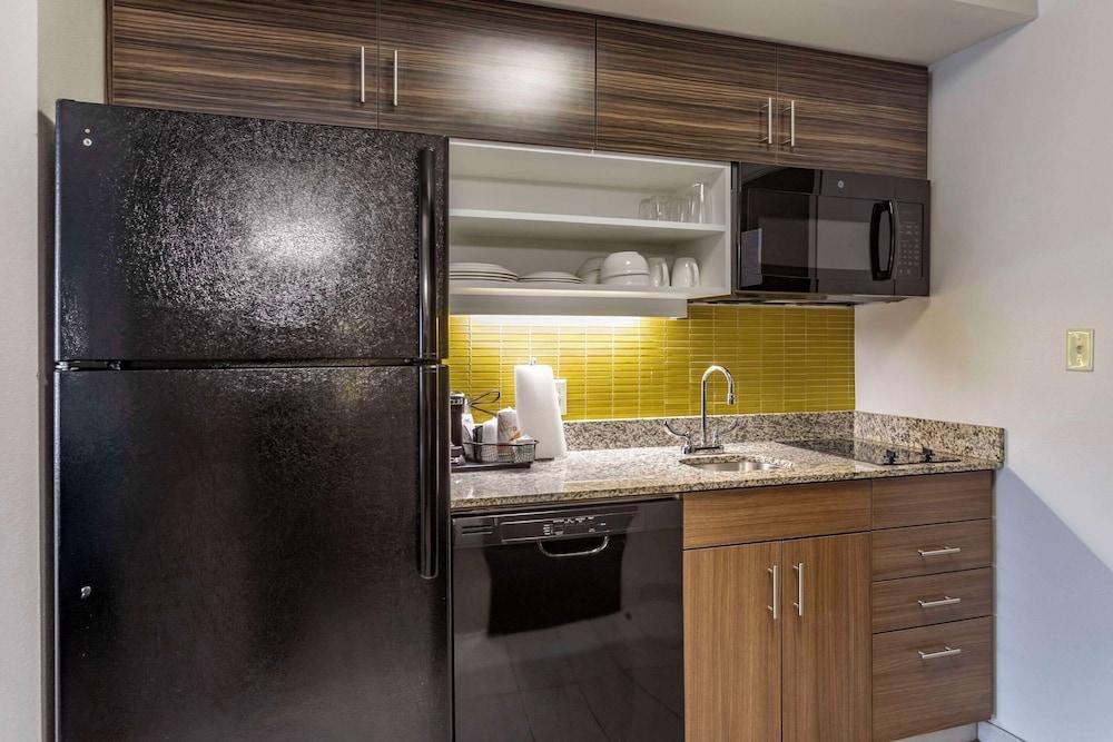 MainStay Suites Bowling Green North photo 31
