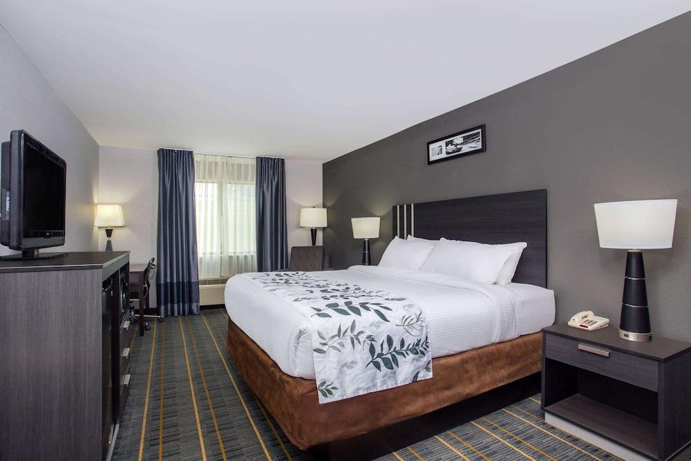 Baymont by Wyndham Lancaster photo 4