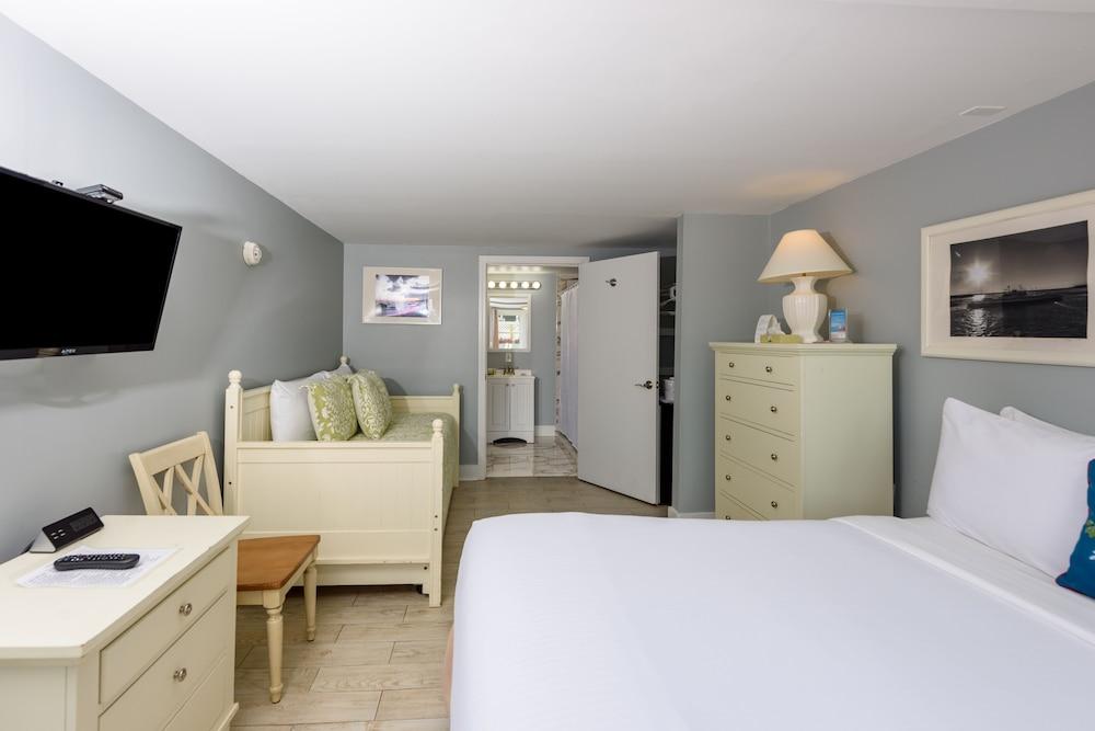 MV Surfside Hotel photo 73