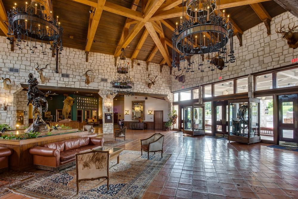 Y O Ranch Hotel photo 6