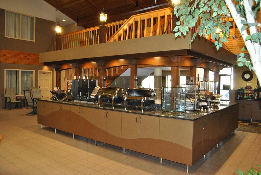 C'mon Inn Thief River Falls photo 23