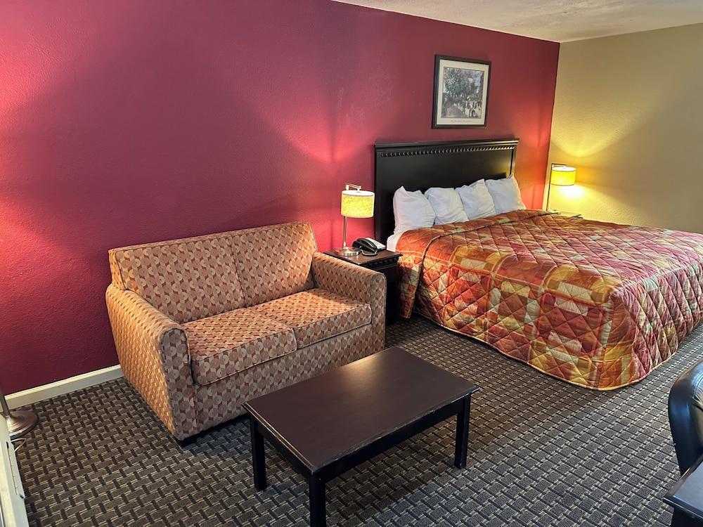 Royal Inn photo 10